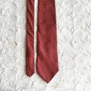 Brooks Brothers Necktie Mens Red Gold Chain Link Geometric Pattern Silk 346 USA